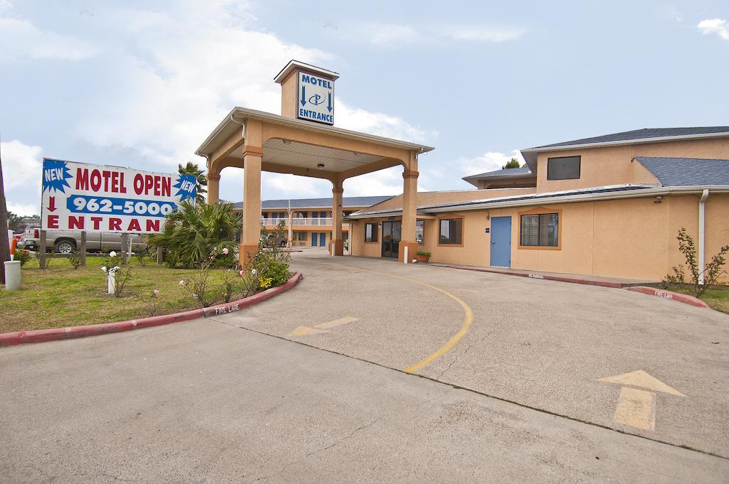 Executive Inn Groves エクステリア 写真